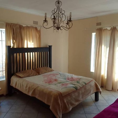 Bed and Breakfast Sugar Shack Backpackers Botswana Gaborone Zewnętrze zdjęcie